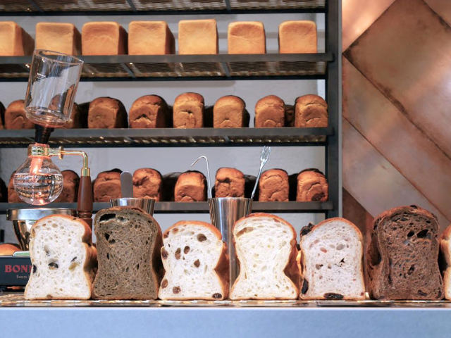 空前のパンブーム！東京で買える「至極の食パン」３選の画像