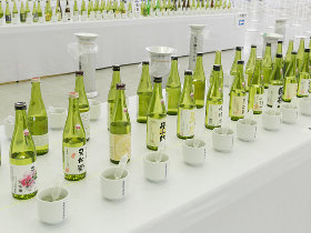 日本酒の「新酒」430銘柄以上を飲み比べ!世界最大級の「日本酒フェア2017」が池袋で明日開催