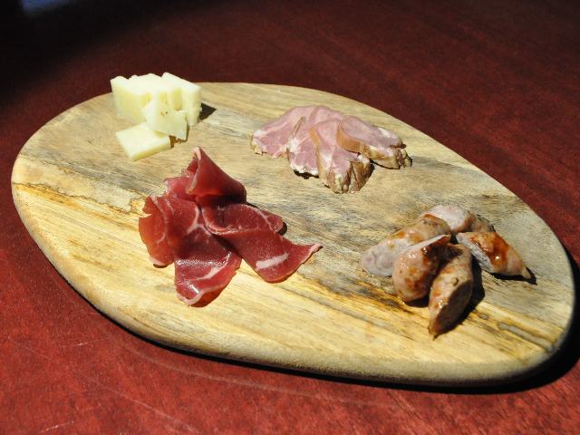 【麻布十番】世界一周中に出逢ったラムのおいしさに感動してオープン、『仔羊こだわり屋』