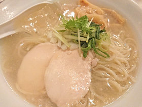 飲んだ後の〆ラーメンは最高にウマい!ガチ飲みできて、ラーメンもおいしい、ラーメン酒場『麺屋ばらいち』