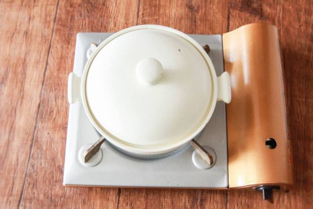 カレーや茶碗蒸しまで！一人用鍋を使ったおかずレシピの画像