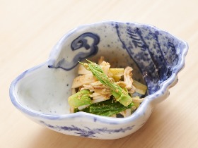 基本の「ごま和え」がぐんとおいしくなる秘訣はここ! 春の山菜レシピを『懐石 小室』小室光博氏が伝授