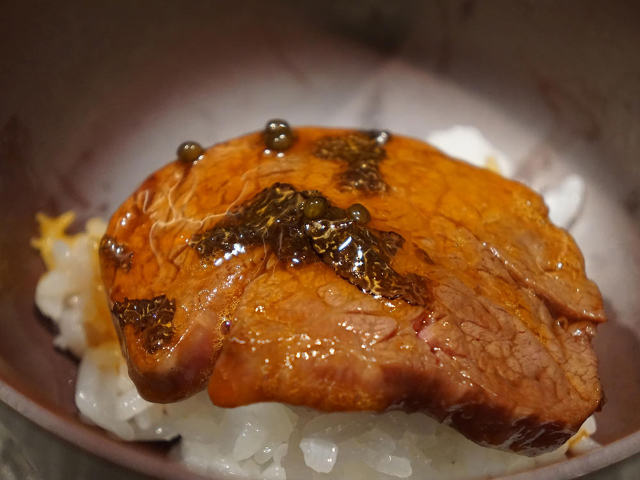 赤坂の 焼肉 思食 おぼしめし は焼肉のプロたちが表現する 進化系焼肉の大本命だった Dressing ドレッシング