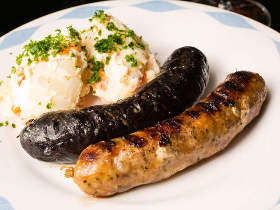 ホンモノの肉好きこそ行くべし!絶品「極太チョリソー」など、南米の肉料理が食べられる都内の人気店まとめ
