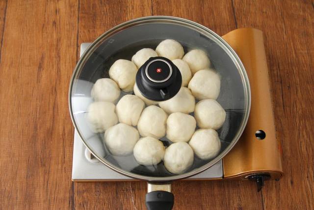 「焼き小龍包」はフライパンで作れる！おいしく仕上げる5つのコツの画像