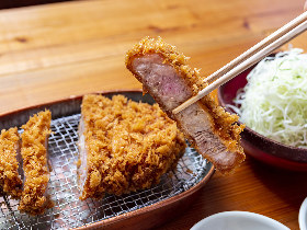 【人形町】名とんかつ店『かつ好』でドドーンと豪快250gの“別格のとんかつ”を堪能しよう!