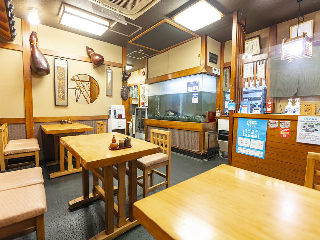東京駅からすぐ近く、うなぎ専門店『八重洲 鰻 はし本』