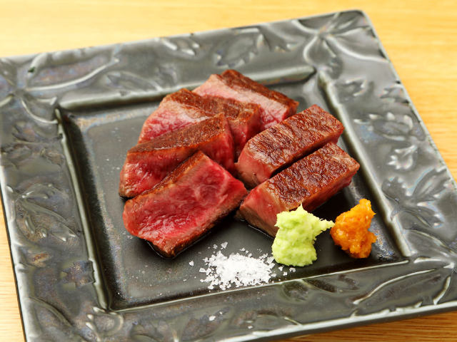 グルメ通必見 予約のとれない日本料理店出身シェフが魅せる 新スタイルの鉄板割烹 いわ倉 神楽坂 Dressing ドレッシング
