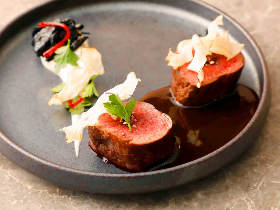 名フレンチ誕生の予感！巨匠アラン・デュカスの愛弟子と名ソムリエの最強ペアリング、銀座『ル・シーニュ』