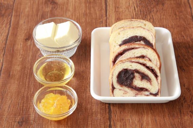 あの味をおうちで！こっくり甘い「あん食パン」の作り方の画像