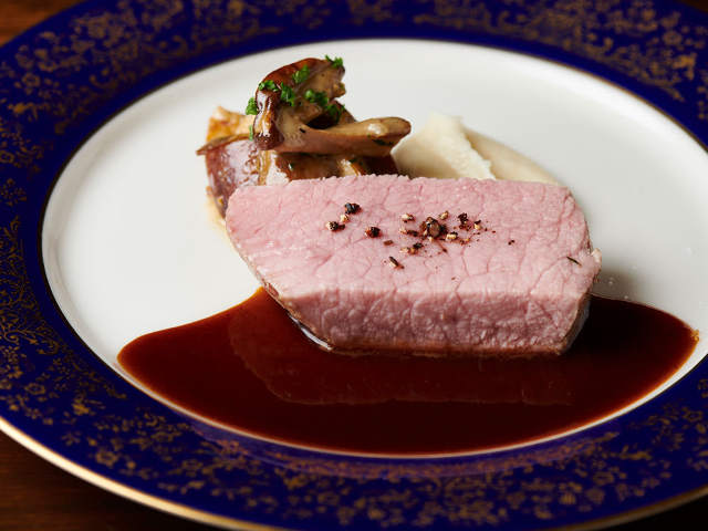 松陰神社の穴場フレンチを発見 プチ贅沢な ビストロ トロワキャール はグルメな大人の隠れ家 Dressing ドレッシング