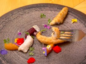 コンセプトはフレンチ方程式。『カンテサンス』出身シェフが絶妙の状態・温度・調理法で生みだす料理とは?