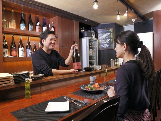 利き酒師も絶賛の泡酒＆牡蠣！ 隠れ家イタリアン『フィレンツェSAKE オイスター＆アワ』