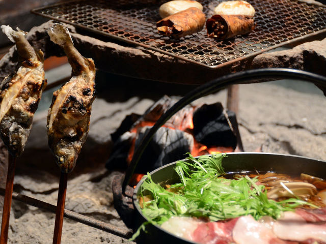 【日本料理の基礎知識】なぜ「鶏肉=かしわ」「猪肉=ぼたん」「馬肉=さくら」と呼ぶのか? - dressing(ドレッシング)