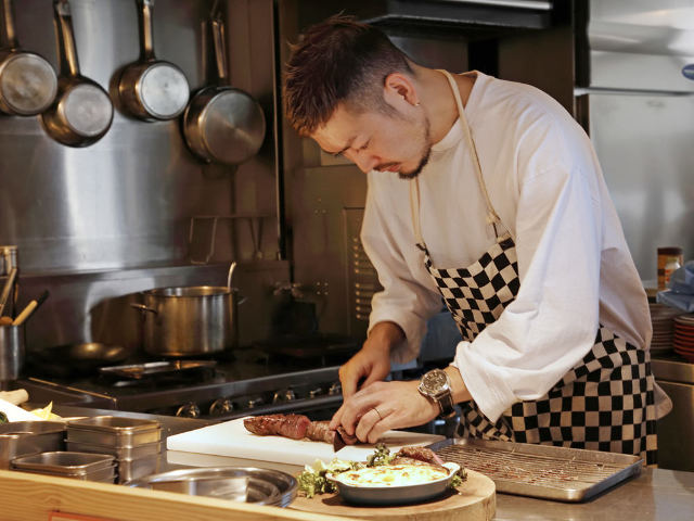 行きつけにしたい一軒！三軒茶屋「グリルバル マルノワ」でがっつり肉とたっぷり野菜を堪能の画像