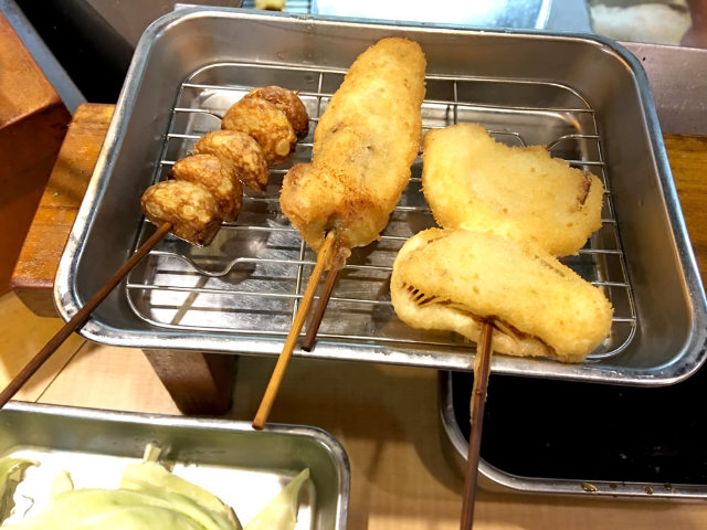 “ホンマの大阪”の「串カツ」がそっくりそのまま堪能できる、幸せの名店！　東京・三田『たけちゃん』