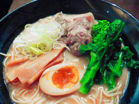 【金曜日限定!】ベルギービール専門店の"〆ラーメン"が旨いという噂を検証してきた