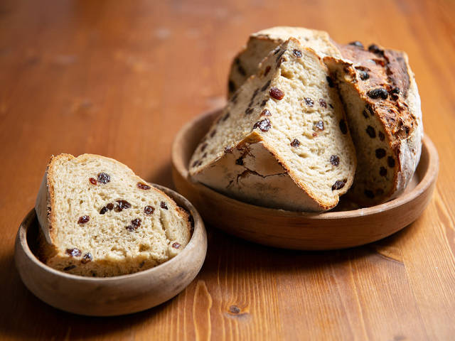 日替わりの自家製パンは、酵母から手作り