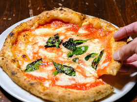 薪窯焼きピッツェリア『Pizzeria Terzo Okei』が研究開発した「熟成生地」がウマすぎた