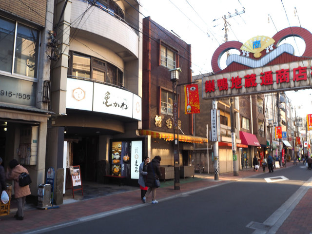 巣鴨・地蔵通り商店街にオープンした「一頭揚げ」のとんかつ専門店