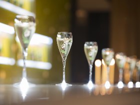 シャンパンが飲み放題! 都内高級ホテルで満喫できる、コスパ最高な「フリーフロー」6選