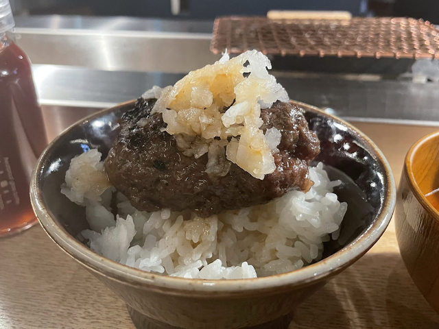 挽肉と米 渋谷 の肉汁ハンバーグは究極の一品だった 挽きたて 焼きたて 炊きたてのハンバーグ専門店 Dressing ドレッシング