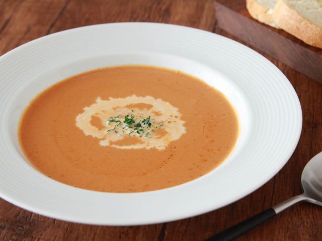人気のスープ エビのビスク が自宅で作れる プロのような濃厚スープに仕上げるための本格レシピ Dressing ドレッシング