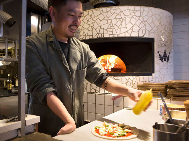 【調布】日本一と称賛されるピッツァをコースで堪能できる『ドン ブラボー』
