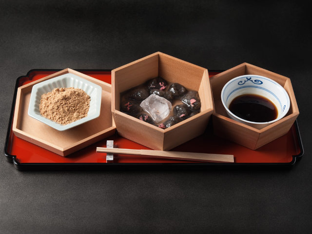 柔らか い わらび餅 がおいしすぎ 予約のとれない日本料理店 くろぎ が和カフェをオープン Dressing ドレッシング