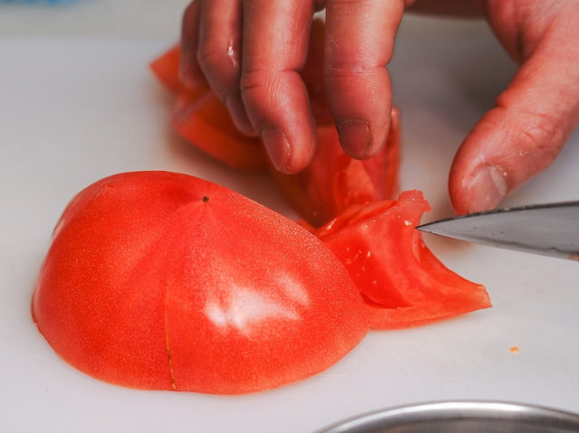 人気店「ル ジャングレ」のシェフが伝授！夏に食べたい「トマトのフリット」＆「ディップ」レシピの画像