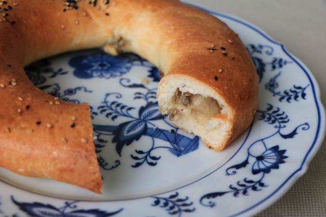 美しき中央アジアのパン ノン が日本で売り切れ続き 春日部 シルクロード ベーカリー シェル Dressing ドレッシング
