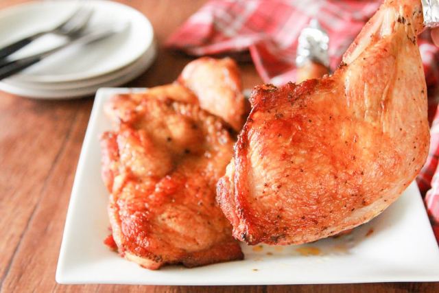 ローストチキンにオススメなのは「鶏モモ肉」と「骨付き鶏モモ肉」