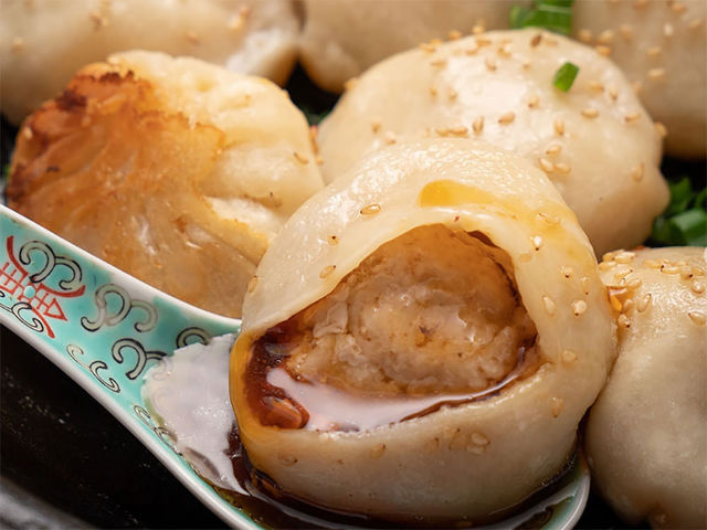 本格肉まん 香包 にお客殺到 あの料理研究家 小薇さんプロデュースの点心専門店 四谷三丁目 Dressing ドレッシング