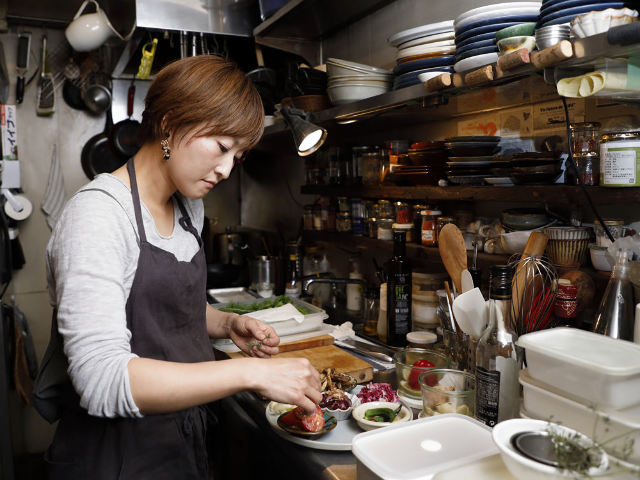 ワインと食に魅せられた夫婦による、おいしいお酒と料理