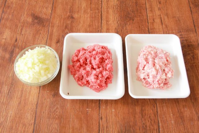 肉汁があふれだす。メンチカツをおいしく作る5つの秘密の画像