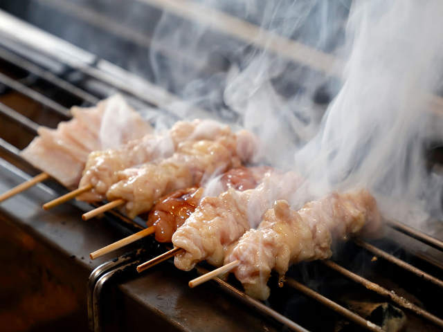 熊の焼鳥 がついに東京 中目黒へ進出 コスパ最強の焼鳥コース4 800円にグルメ通も唸る Dressing ドレッシング