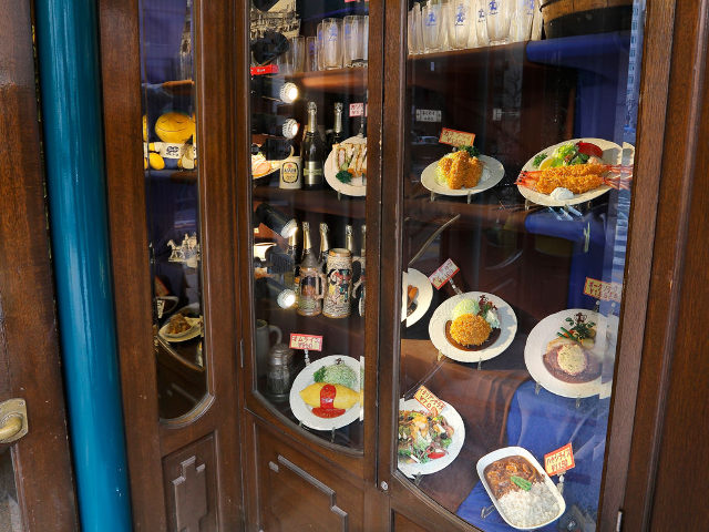 本物のビール党だけに教えたい ビール管理に徹底してこだわる うまいビールと洋食の老舗 ランチョン Dressing ドレッシング