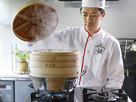 料理のプロも納得!家庭用ガスコンロ「Vamo.(バーモ)」の強火力だけじゃない魅力に迫る【PR】