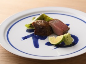 増殖する赤身ラバーをたった一切れで虜に!名店で研鑽した店主の極上和牛料理が味わえる割烹・西麻布『常』