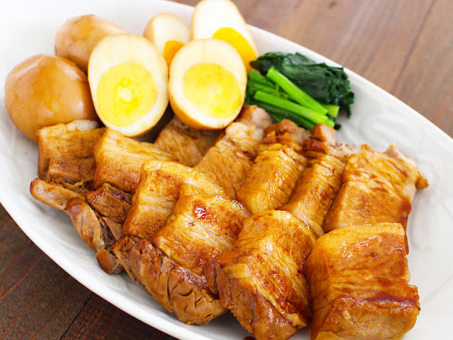 煮豚レシピ プロ並みの煮豚は調味料の黄金比 1 1 2 で作れる コクうま 煮豚 の作り方 Dressing ドレッシング