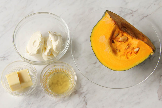 かぼちゃとクリームチーズで作れる 濃厚かぼちゃクリーム が絶品 材料4つだけの簡単レシピ Dressing ドレッシング