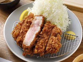 超人気「とんかつ」の新店が浅草に! ジューシーでやわらかい逸品にファン続出『ポンチ軒 浅草雷門店』