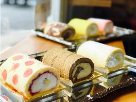 しっとりふわふわ! 極上のロールケーキに出逢える、名店出身シェフによるロールケーキ専門店【白金高輪】