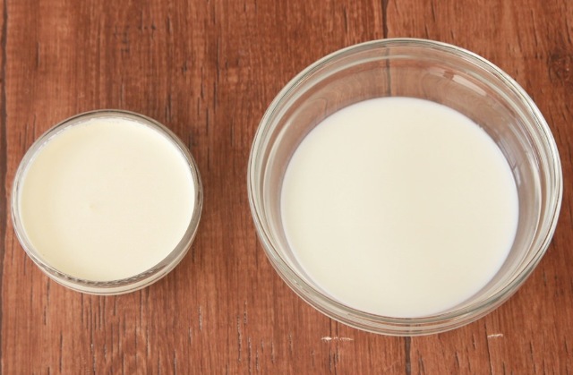 【point3】卵液に「牛乳」と「生クリーム」を2:1で混ぜ合わせる