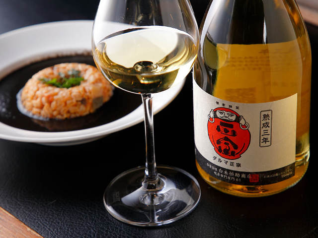 「熟成した日本酒」の深い魅力にハマる！ 古酒専門の日本酒バー『酒茶論』が、銀座にて待望の再オープン