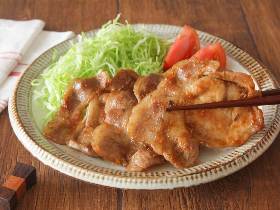 甘辛な肉料理を格段においしくする調味料があった! 豚、牛、鶏を使ったコク旨ガッツリ系定番肉レシピ3選