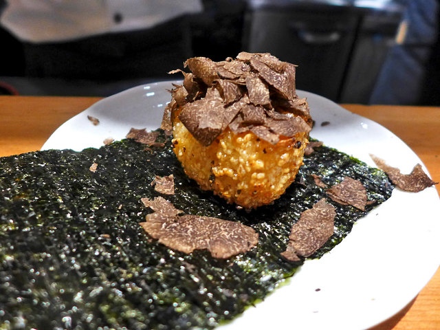 京都の超人気割烹 祇園 楽味 できいた カウンター割烹で 上客 と認められるための効果的な振る舞い方 Dressing ドレッシング