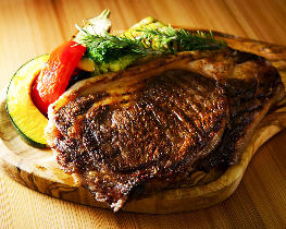 【奥渋谷】北海道産の極上「牛肉」が超ウマい！ 牧場が開いた最強の肉レストラン『ペシコセ』