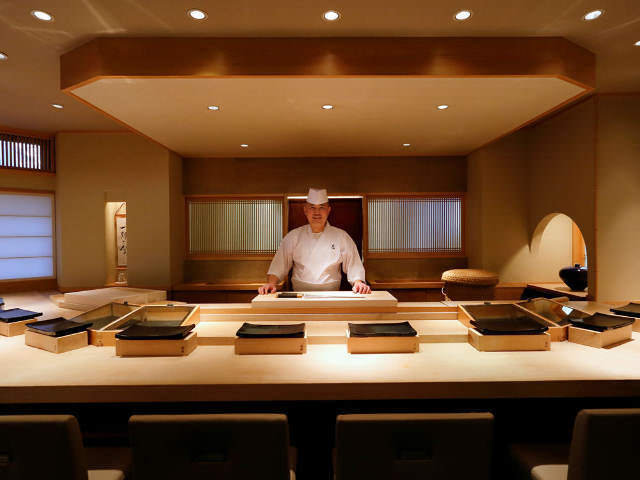 東京の 寿司の名店 がここだ 一流の本格寿司を味わい尽くす 最新 鮨の名店 10選 Dressing ドレッシング